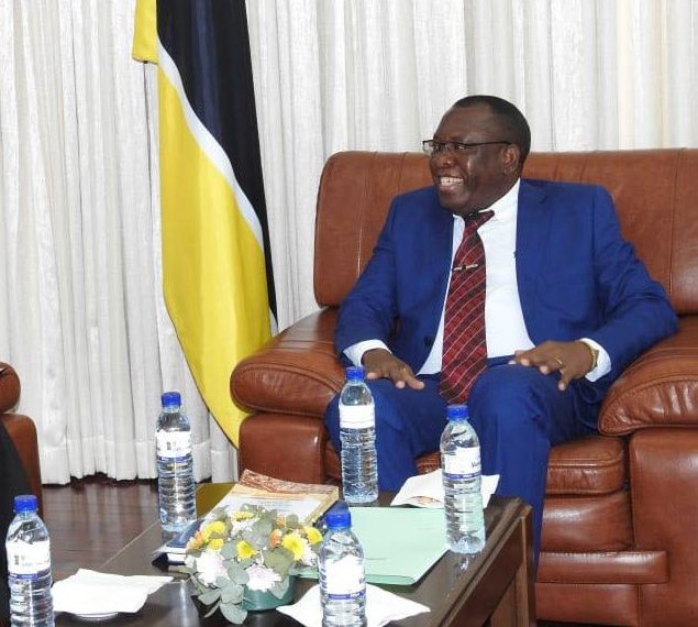 Crise no Partido Podemos Leva a Suspensão do Segundo Vice-Presidente da Assembleia da República