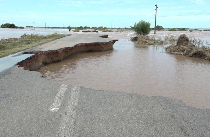 INAM Avisa Para Continuação da Ocorrência de Chuvas Fortes Vento Forte e Trovoadas