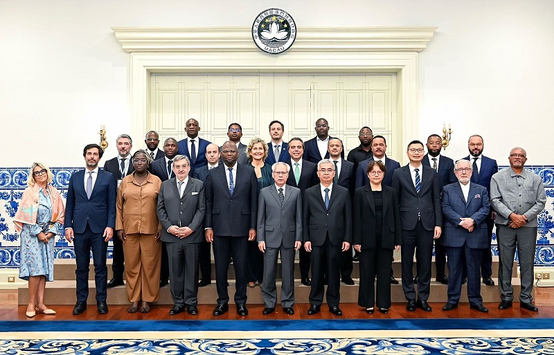 Delegação Moçambicana Recebida pelo Executivo de Macau na XLIII Assembleia Geral da UCCLA