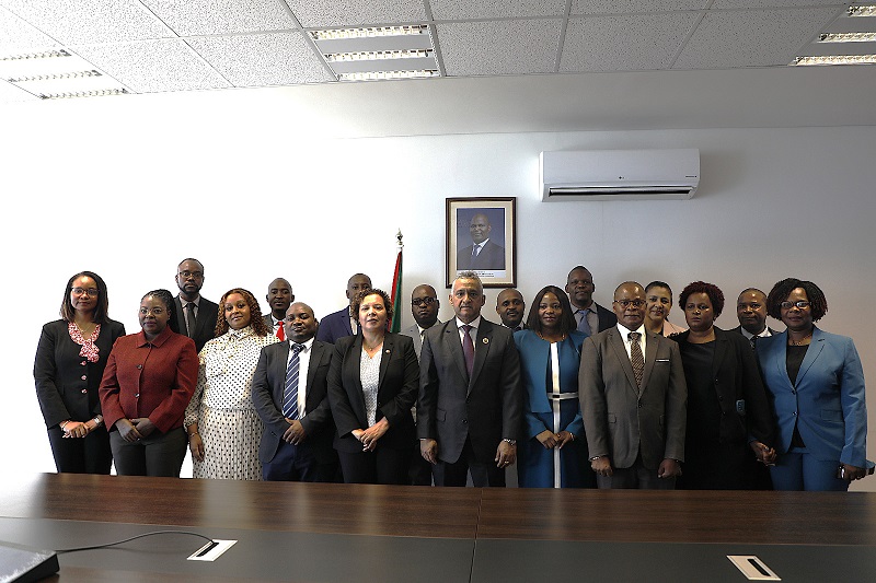 Ministro Salim Valá Empossa Novos Dirigentes e Exige Dedicação e Profissionalismo