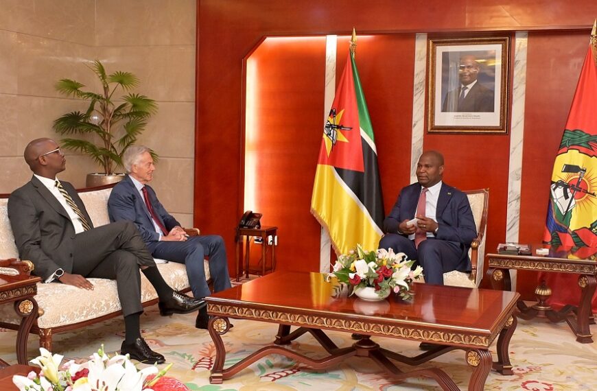 Daniel Chapo Reunido em Maputo Com Tony Blair Que Elogia Diálogo Nacional Inclusivo