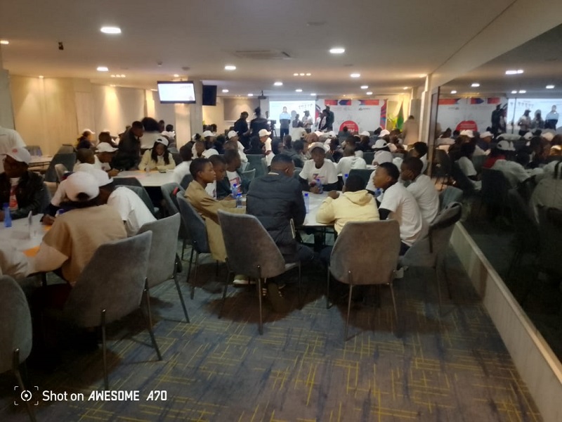 ExxonMobil Foundation STEM África Prepara Jovens do Ensino Secundário Para um Futuro em STEM