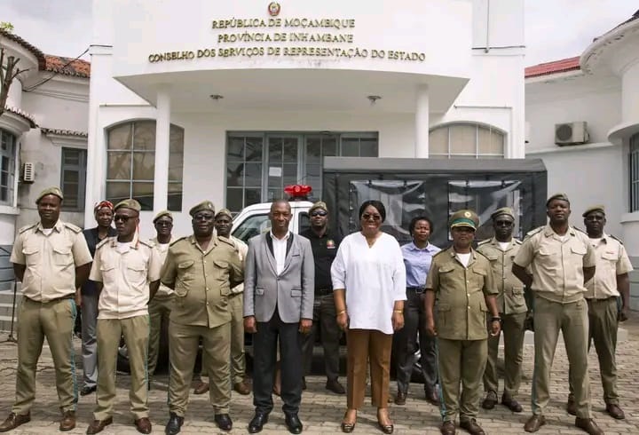 Secretária de Estado Provincial Entrega Viatura ao Serviço Penitenciário de Inhambane