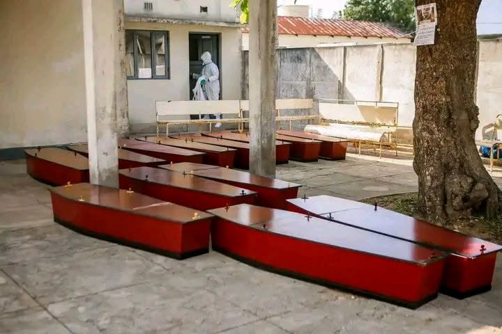 Corpos das 24 Vítimas do Acidente de Zavala Seguem Para Funeral nas Zonas de Proveniência