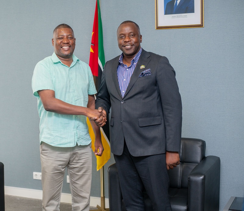 Presidente do Município da Matola Recebe em Cortesia Novo Delegado da TVM na Província de Maputo