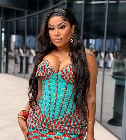 Influenciadora Halima Nobela Detida Acusada de Envolvimento em Rede Criminosa e Falsificação de Documentos